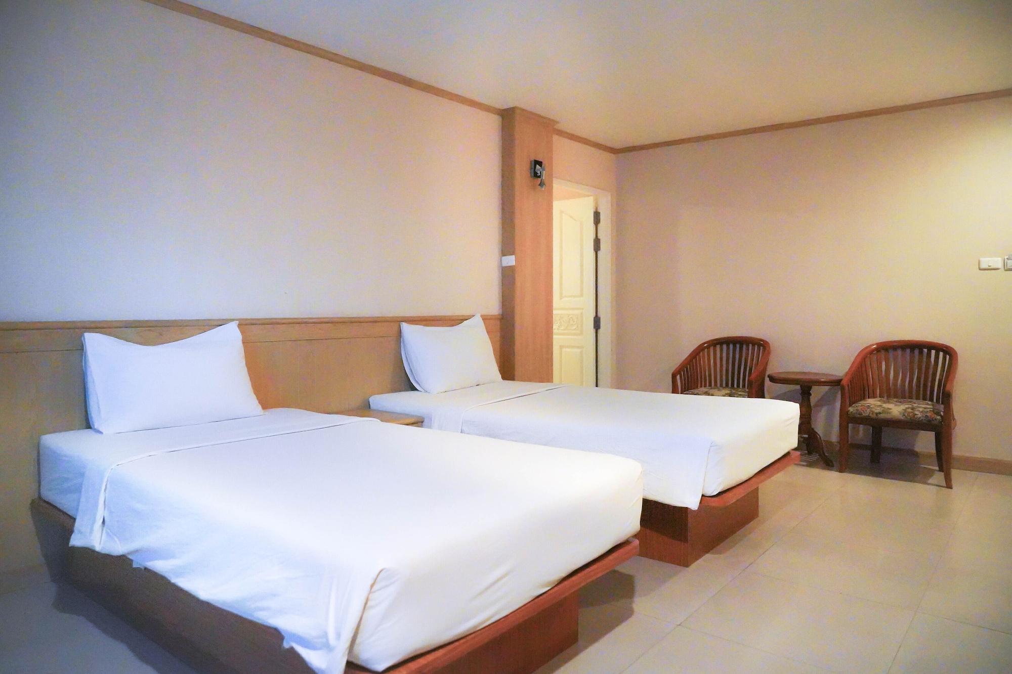 Dt Hotel - Pratunam Bangkok Exterior photo